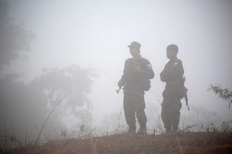 म्यांमार के नयपीडाव में सैन्य छापेमारी में 31 लोग मारे गए