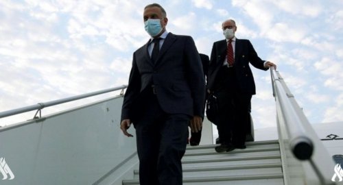 इराक़ ने देश से अमेरिकी सेना की वापसी के लिए समयसीमा की मांग की