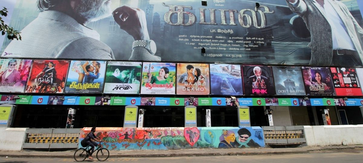 तमिल फिल्म उद्योग की राजनीतिक चेतना, बॉलीवुड से अलग क्यों है?