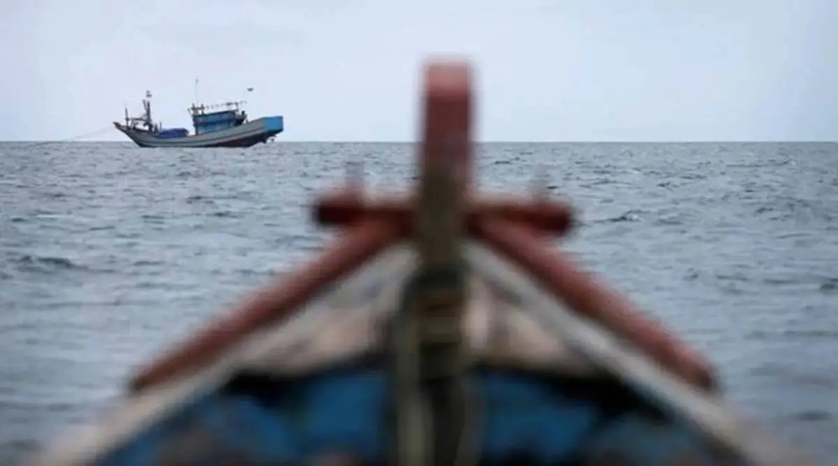 Gujarat fishermen firing