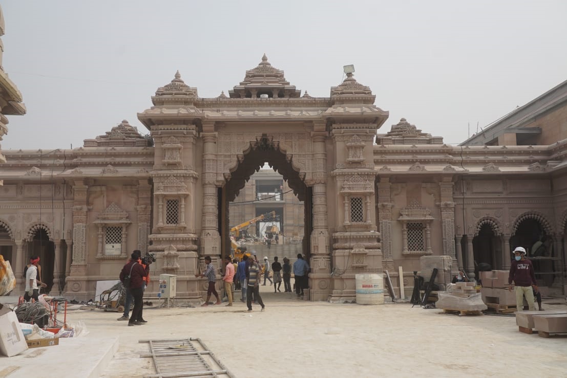  Kashi Vishwanath Temple