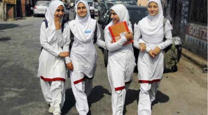 Kashmir: Students Allege