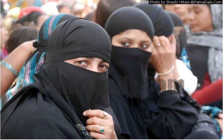 Burqas as symbol of protest