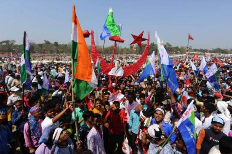 बंगाल चुनाव : मुस्लिम ‘इंफ़्लुएंसर्स’ सिद्दीक़ी फ़ैक्टर पर विभाजित, लेकिन इसका एहसास कि ‘2021, 2016 नहीं है’