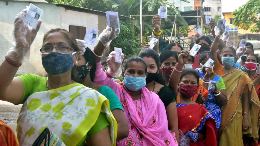 बंगाल चुनाव: पांचवां चरण भी हिंसा की ख़बरों की बीच संपन्न, 78 फ़ीसदी से ज़्यादा मतदान