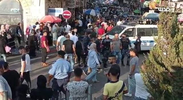 निज़ार बनात के लिए न्याय की मांग को लेकर हुए प्रदर्शनों पर पीए की कार्रवाई