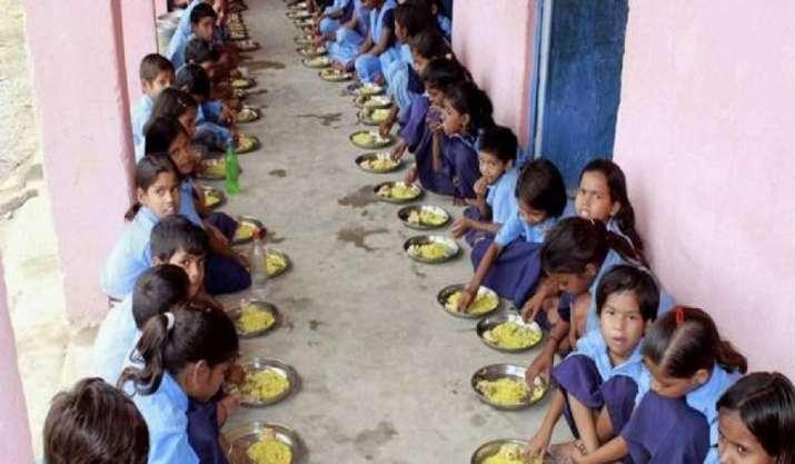 उत्तर प्रदेश में मध्याह्न भोजन के अभाव में 8 साल की छात्रा को पानी पीकर मिटानी ‘भूख’ पड़ी