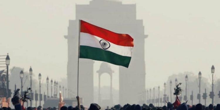 संवैधानिक मूल्यों से भटकता भारत का लोकतंत्र
