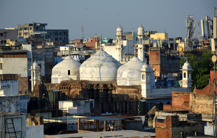 /home/lenovo110/Downloads/gyanvapi masjid.png