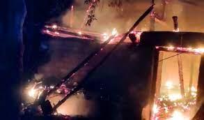 तेलंगानाः झोपड़ी में आग लगने से छह लोगों की जलकर मौत 