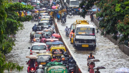 मुंबई में बारिश बनी आफ़त