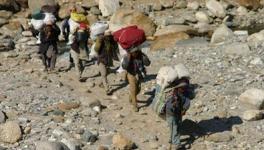 नेपाल में झारखंड के 26 मजदूर कोरोना जैसी बीमारी से ग्रस्त, वापस लाने के लिए बस की व्यवस्था की गई