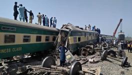 पाकिस्तान में रेल दुर्घटना में मरने वालों की संख्या 65 हुई