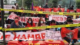 इंटरकल्चरल एजुकेशन लॉ लागू करने की मांग को लेकर इक्वाडोर के शिक्षक भूख हड़ताल पर