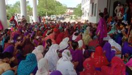मध्यप्रदेश के सीहोर में आशा कार्यकर्ताओं की हड़ताल।