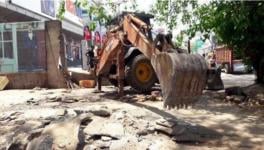 झारखंड : प्रशासन ने पर्यावरण मुहिम की आड़ में ग़रीबों को घरों से निकाला